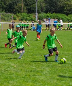 Asperg: LKZ Fußball-Camp Sommer 2024 Ort: Im Osterholz 21 Asperg Foto: Holm Wolschendorf