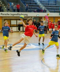 Handball Mini-EM der LKZ in der Ludwigsburger Rundsporthalle
Spiel um Platz 3 und Finale, anschließend Siegerehrung
Bitte Fotos vom Spiel- und Randgeschehen. Eine Stunde einplanen
Fotos werden direkt benötigt.  Foto: Holm Wolschendorf