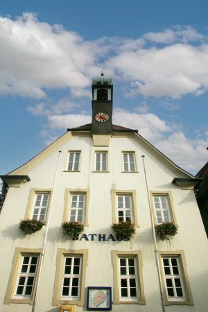coneRathaus_Walheim